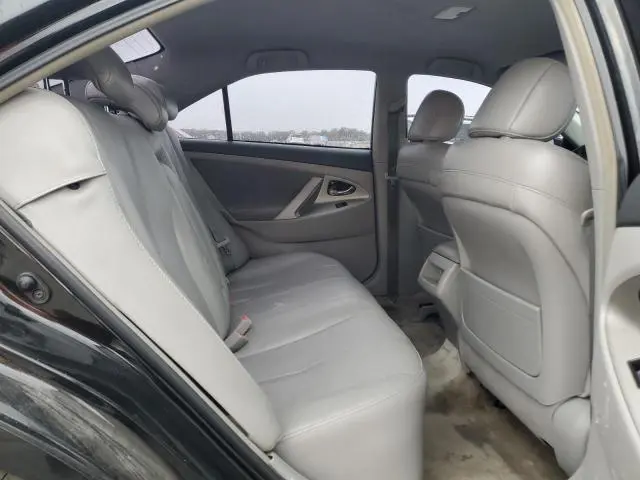 2011 TOYOTA CAMRY BASE  
