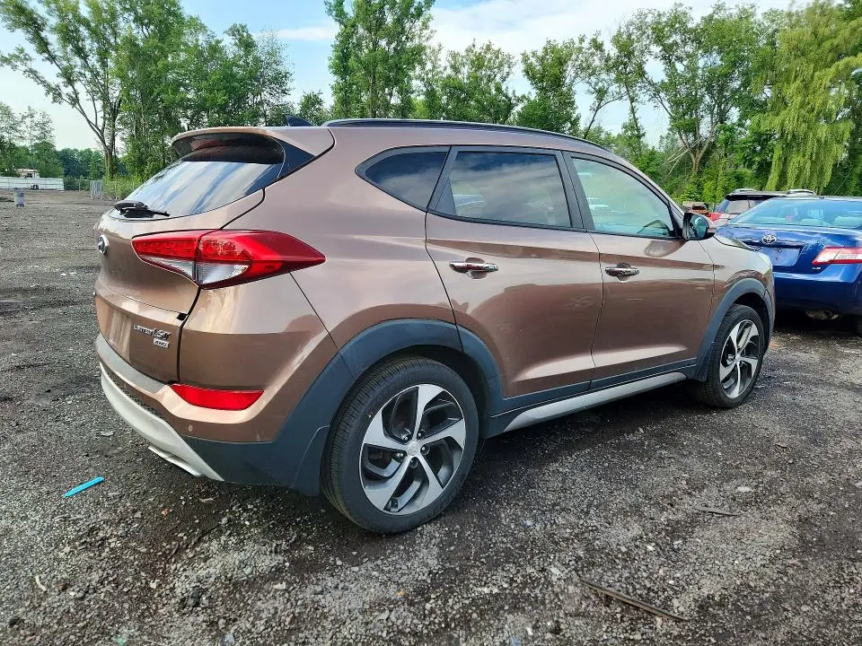 2017 HYUNDAI TUCSON LIMITED  