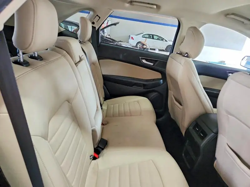 2017 FORD EDGE SE  