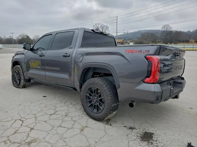 2025 TOYOTA TUNDRA CREWMAX LIMITED  