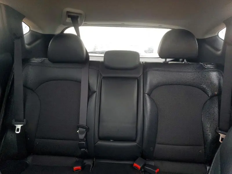 2011 HYUNDAI TUCSON GLS  