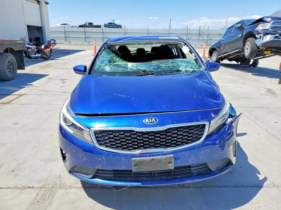 2018 KIA FORTE LX  