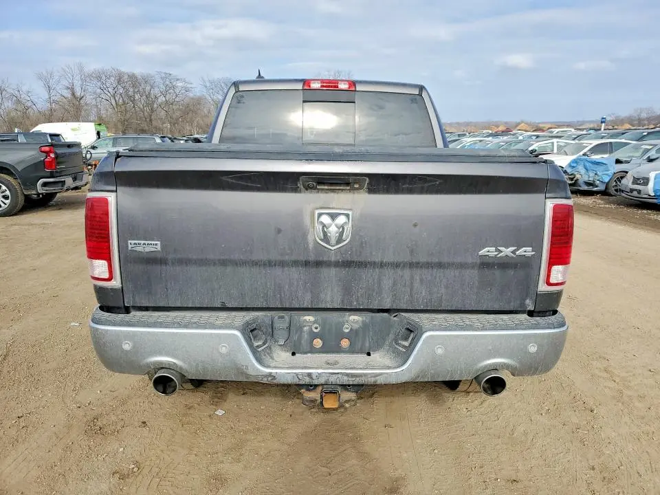 2015 RAM 1500 LARAMIE  
