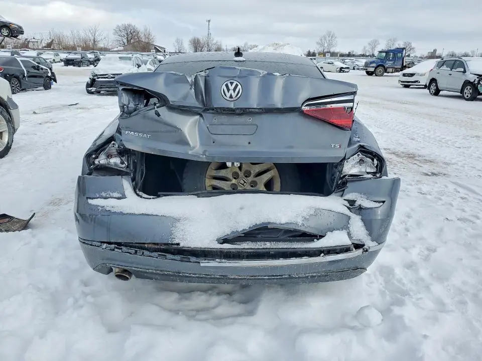 2018 VOLKSWAGEN PASSAT S  