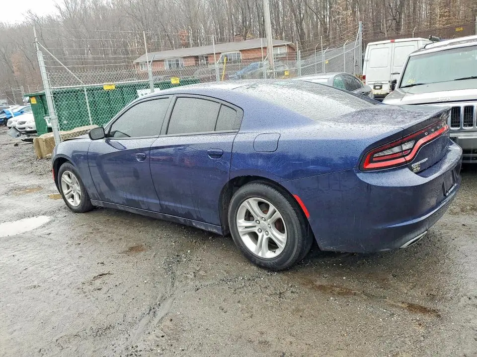 2017 DODGE CHARGER SE  