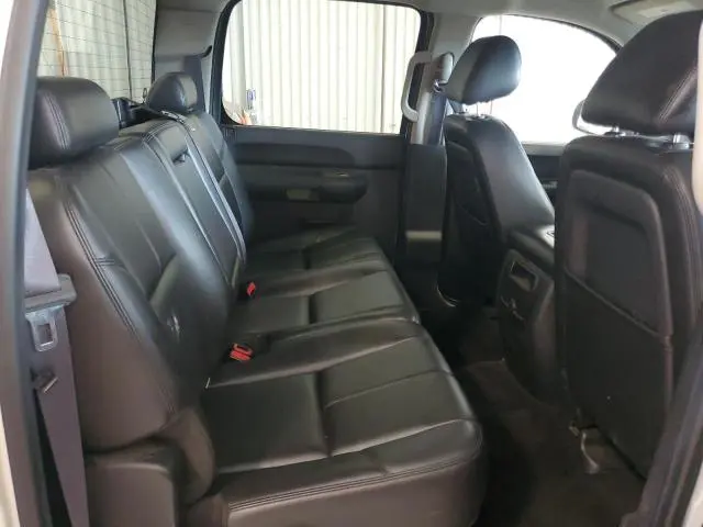 2011 CHEVROLET SILVERADO K1500 LT  