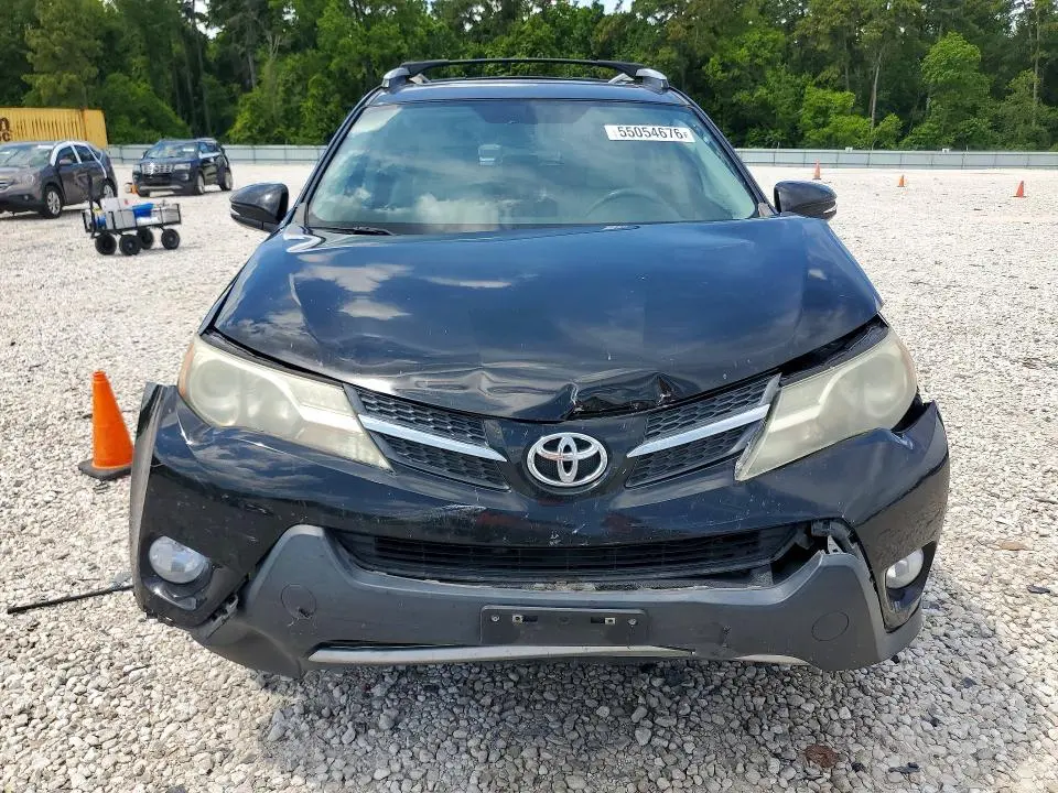 2014 TOYOTA RAV4 XLE  