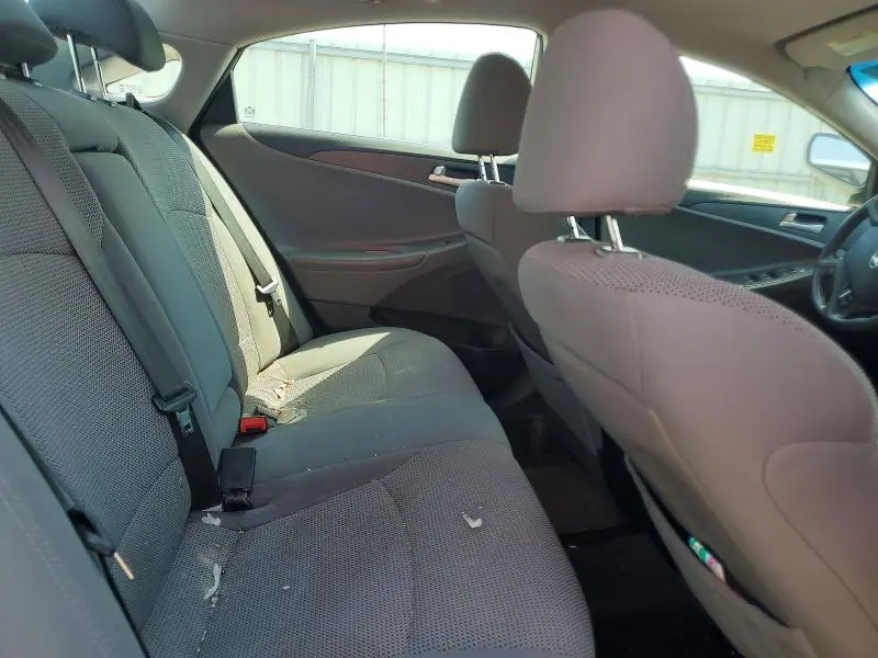 2014 HYUNDAI SONATA GLS  
