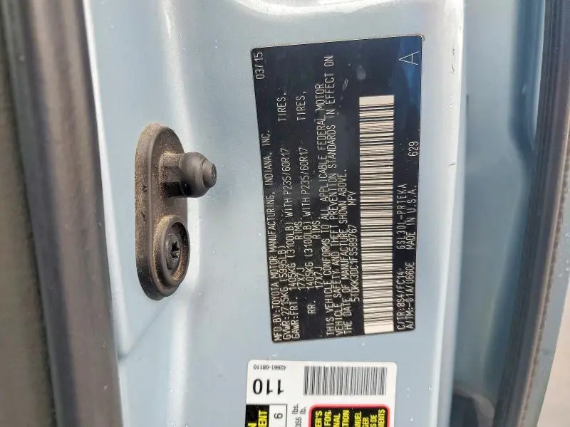 2015 TOYOTA SIENNA LE  
