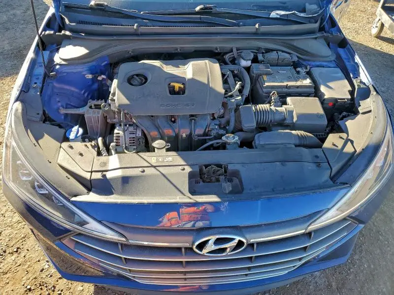 2020 HYUNDAI ELANTRA SEL  