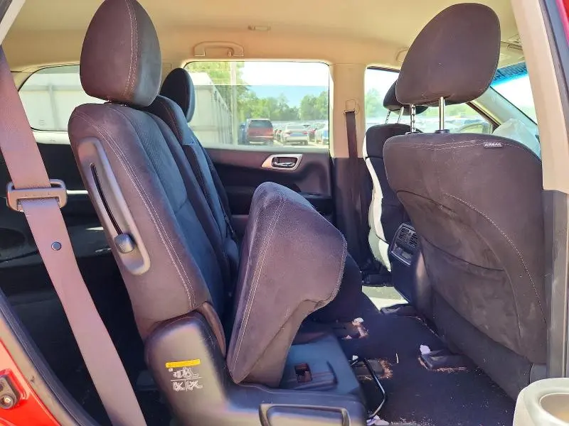 2014 NISSAN PATHFINDER S  