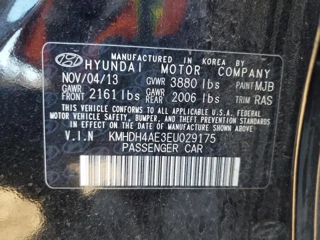 2014 HYUNDAI ELANTRA SE  