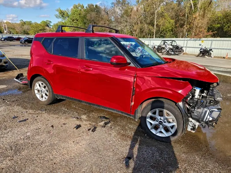 2022 KIA SOUL LX  