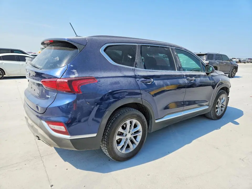 2019 HYUNDAI SANTA FE SE  