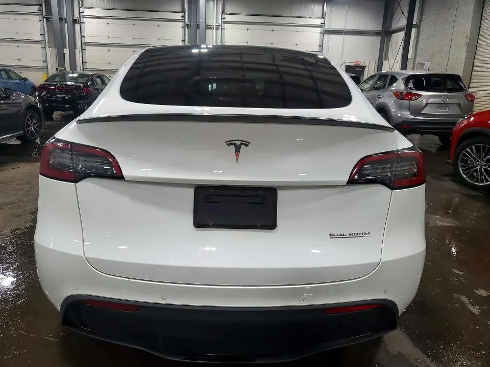 2022 TESLA MODEL Y   
