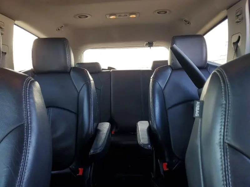 2013 CHEVROLET TRAVERSE LT  