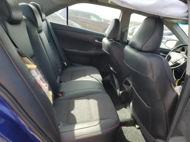 2016 TOYOTA CAMRY LE  