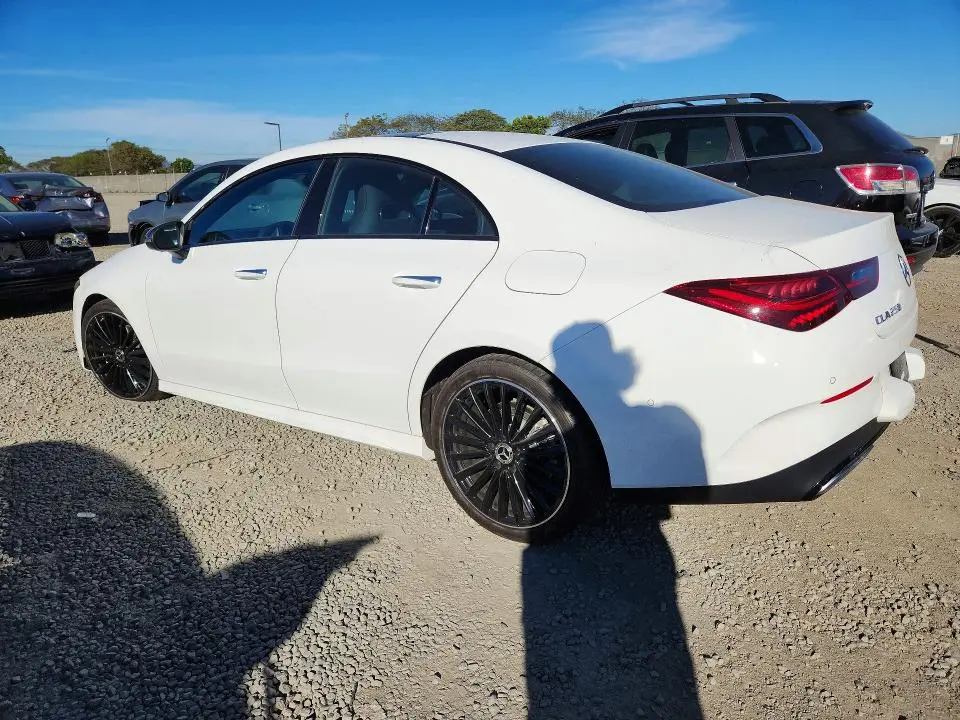 2025 MERCEDES-BENZ CLA 250  