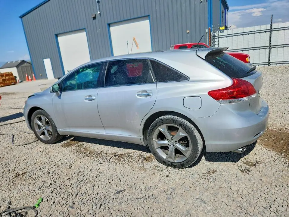 2010 TOYOTA VENZA AWD V6  