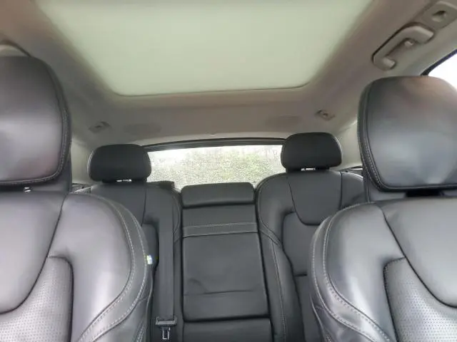 2022 VOLVO XC60 B5 INSCRIPTION  