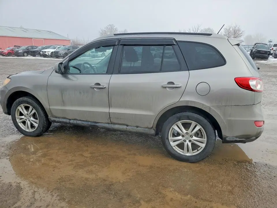 2011 HYUNDAI SANTA FE GLS  