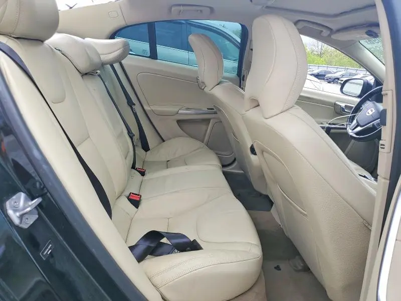 2014 VOLVO S60 T5  