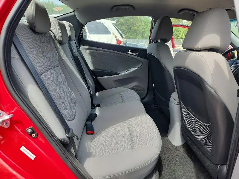 2012 HYUNDAI ACCENT GLS  