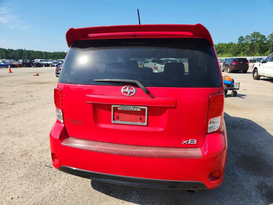 2013 SCION XB BASE  
