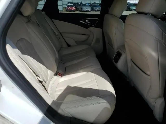 2015 CHRYSLER 200 C  