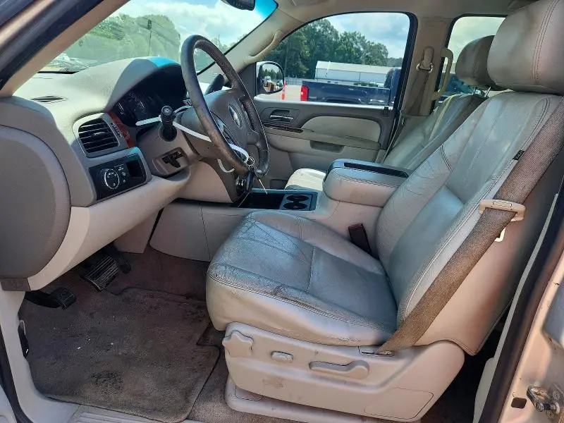 2011 CHEVROLET SUBURBAN   