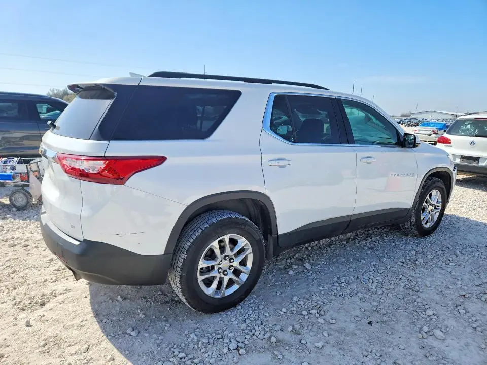 2020 CHEVROLET TRAVERSE LT  