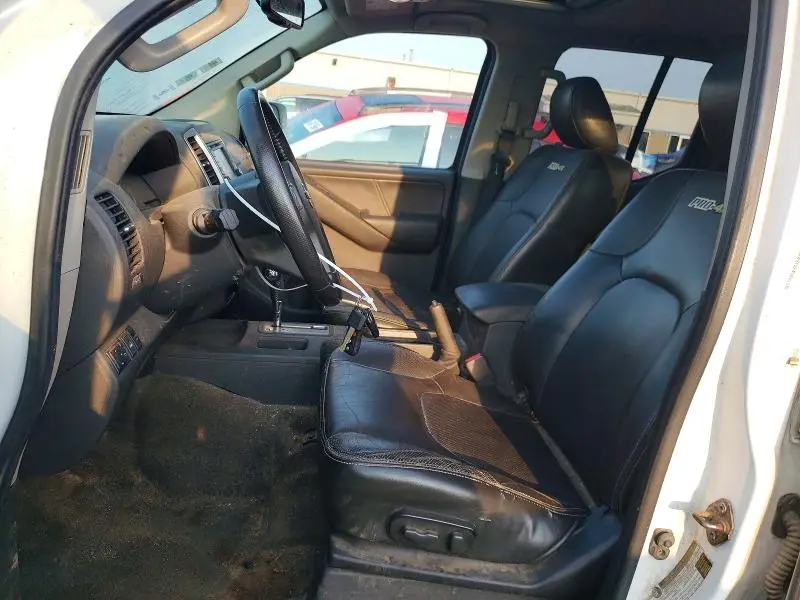 2013 NISSAN FRONTIER S  