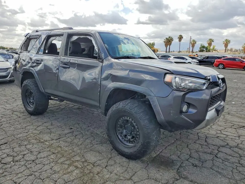 2019 TOYOTA 4RUNNER TRD OFF-ROAD PREMIUM  