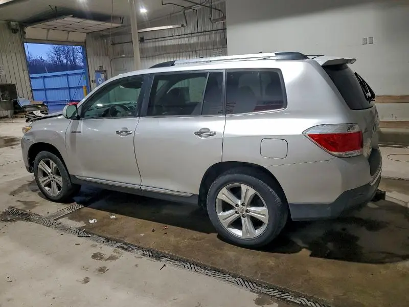 2011 TOYOTA HIGHLANDER LIMITED  