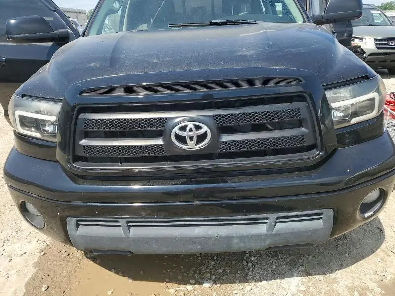 2011 TOYOTA TUNDRA DOUBLE CAB SR5  