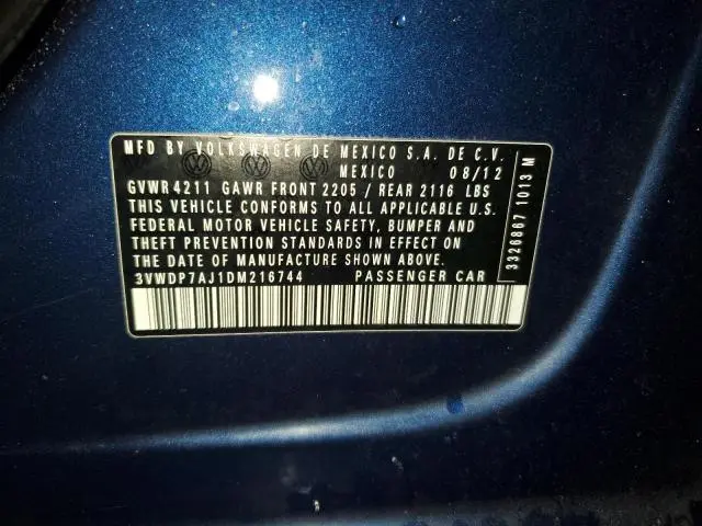 2013 VOLKSWAGEN JETTA SE  
