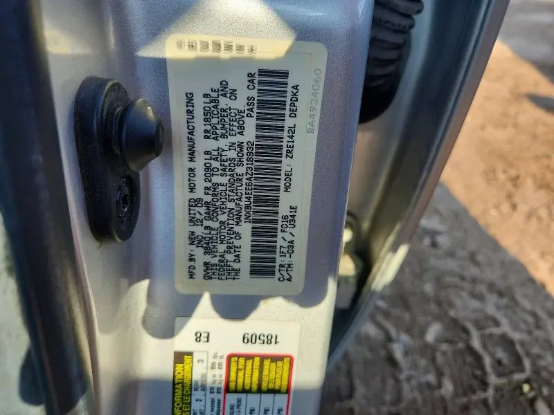2010 TOYOTA COROLLA LE  