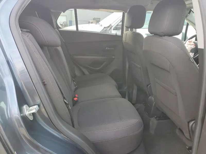 2022 CHEVROLET TRAX LS  