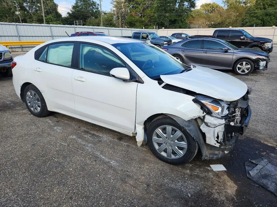 2021 KIA RIO S  