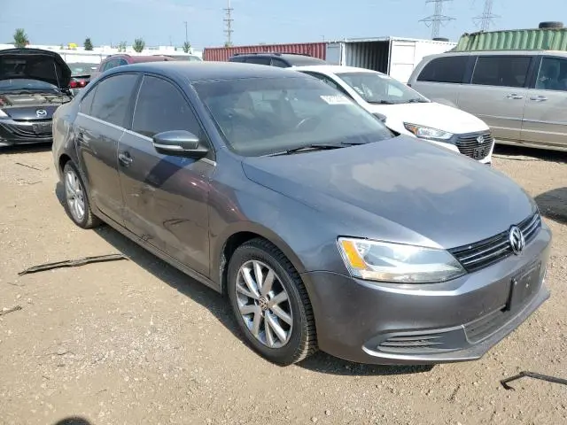 2013 VOLKSWAGEN JETTA SE  