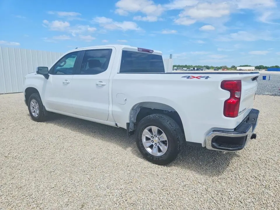 2026 CHEVROLET SILVERADO K1500 LT  