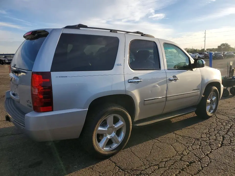 2010 CHEVROLET TAHOE K1500 LTZ  