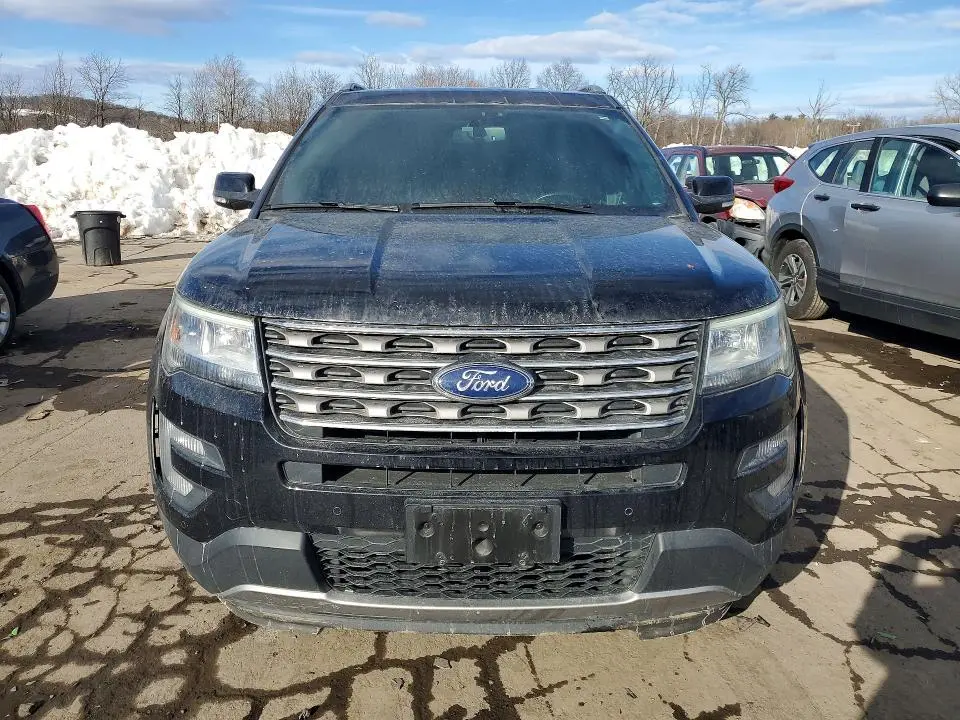 2017 FORD EXPLORER XLT  