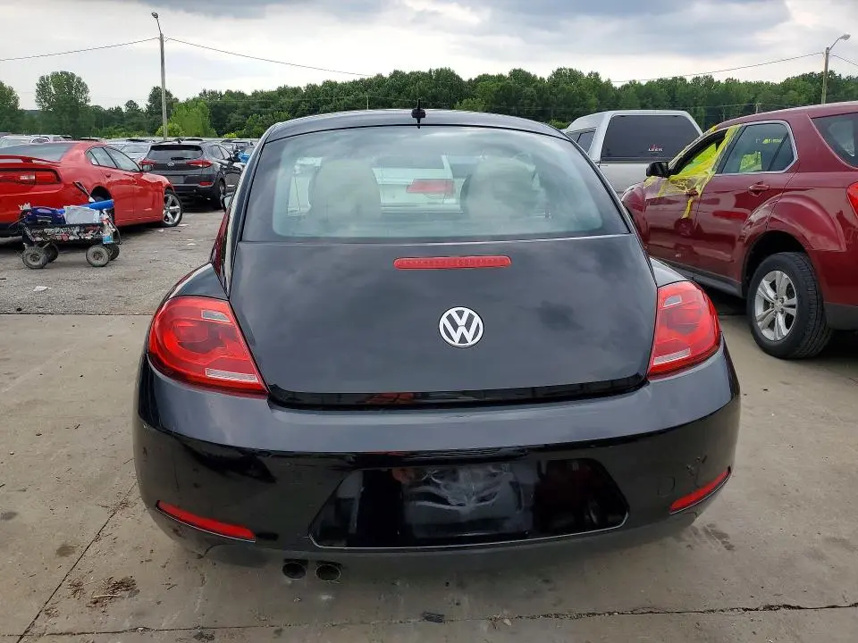 2013 VOLKSWAGEN BEETLE   