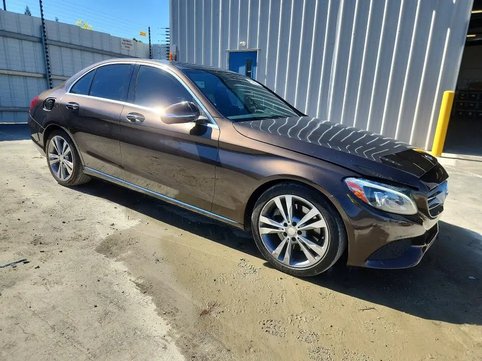 2015 MERCEDES-BENZ C 300  