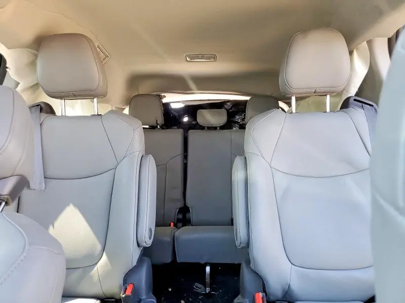 2024 TOYOTA SIENNA XLE 7-PASSENGER  