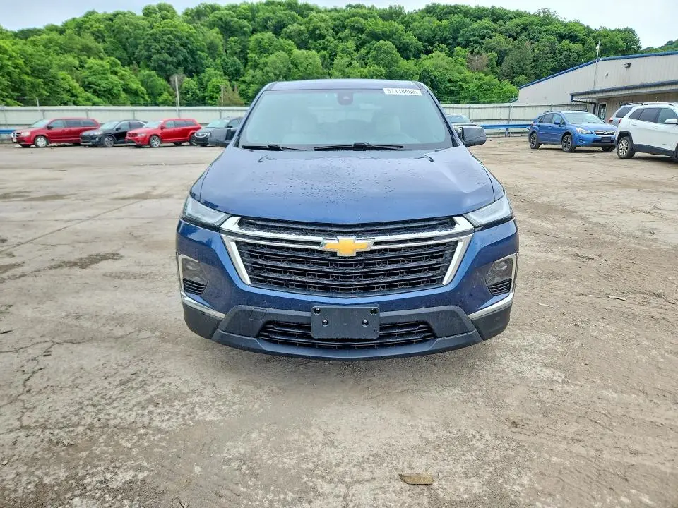 2022 CHEVROLET TRAVERSE LS  