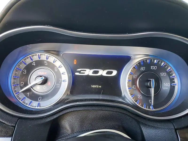 2019 CHRYSLER 300 LIMITED  