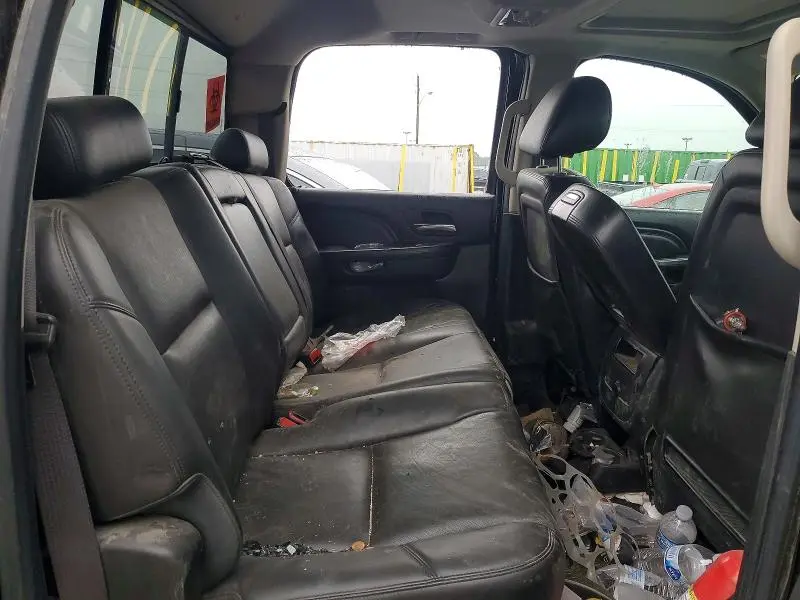 2013 GMC SIERRA K3500 DENALI  