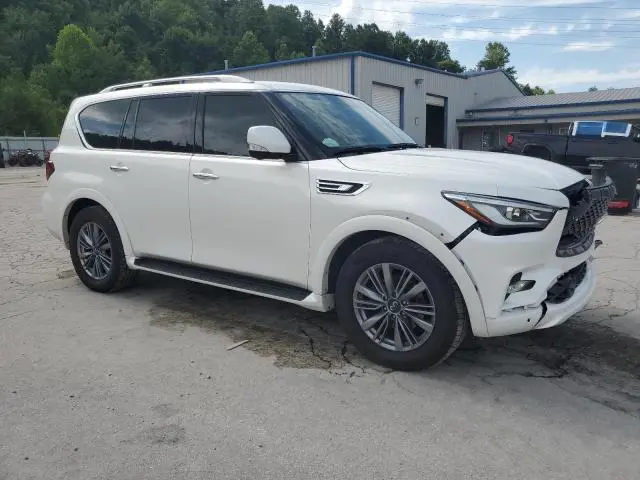2022 INFINITI QX80 LUXE  